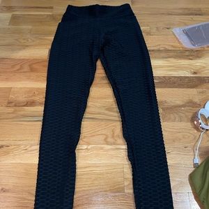Black leggings